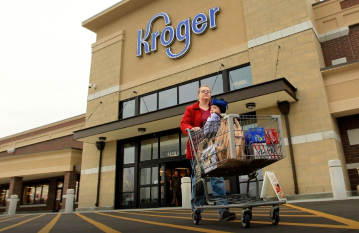 Kroger store frontview
